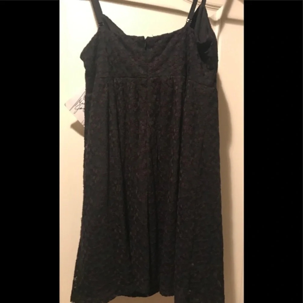 Mark & James by Badgley Mischka
Babydoll Dress - Picture 4 of 7